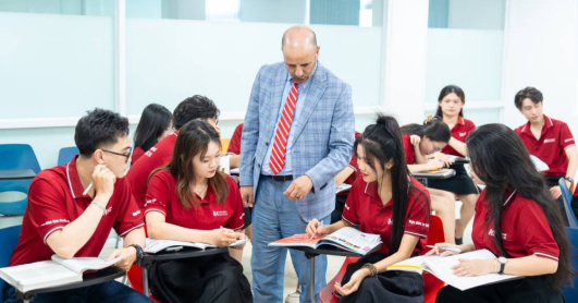 Học kinh doanh chuẩn Hoa Kỳ, Gen Z tự tin bước vào thị trường toàn cầu cùng chương trình Cử nhân Đại học Lincoln
