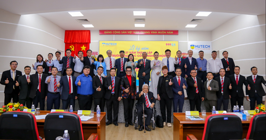 13WIN13 đón tuổi 27 đầy sức sống và niềm tin: 