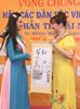 Ng?c Hân trong ph?n thi tài nang