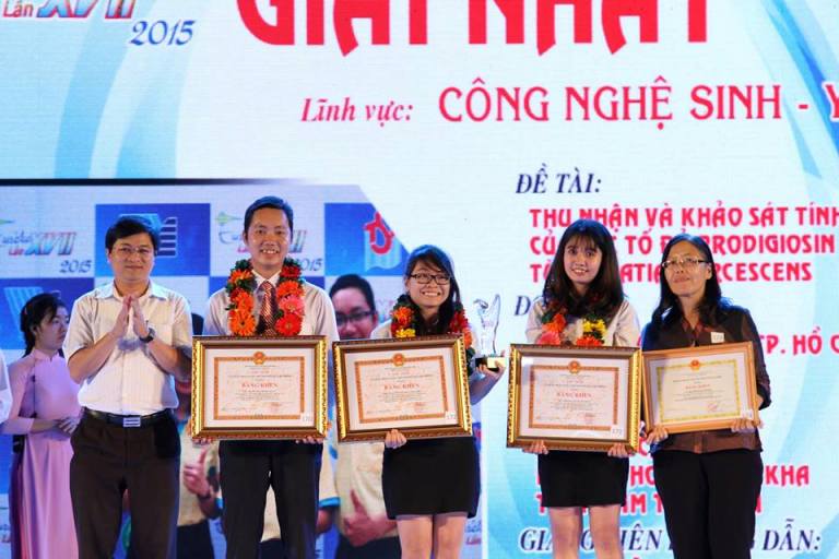 13Win 21 link không chặn 13WIN13 đạt giải Nhất giải thưởng Tải app 13Win nghiên cứu khoa học 2015