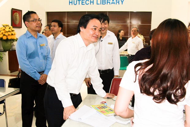 Bộ trưởng phùng xuân nhạ đặc biệt ấn tượng với mô hình đào tạo của 13WIN13
