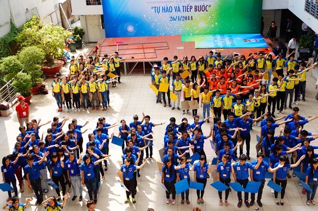 Cùng nhắn gửi yêu thương tại Cuộc thi ảnh Online “13WIN13 IN MY HEART”