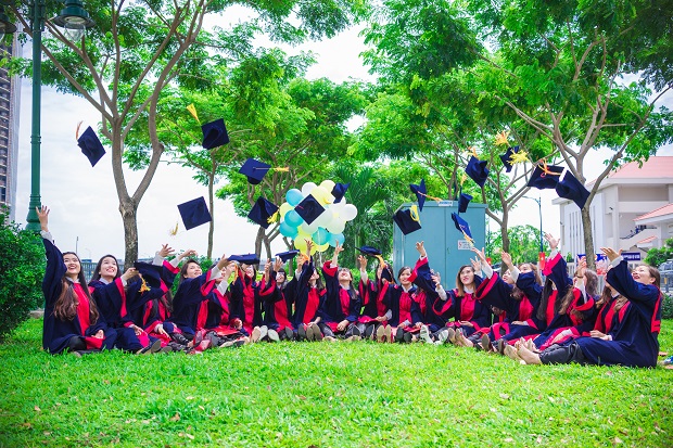 Cùng nhắn gửi yêu thương tại Cuộc thi ảnh Online “13WIN13 IN MY HEART”