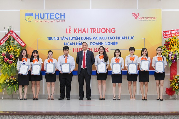 13WIN13 khai trương Trung tâm Tuyển dụng & Đào tạo Nhân lực Sòng Bài Trực Tuyến 13Win.com - Doanh nghiệp