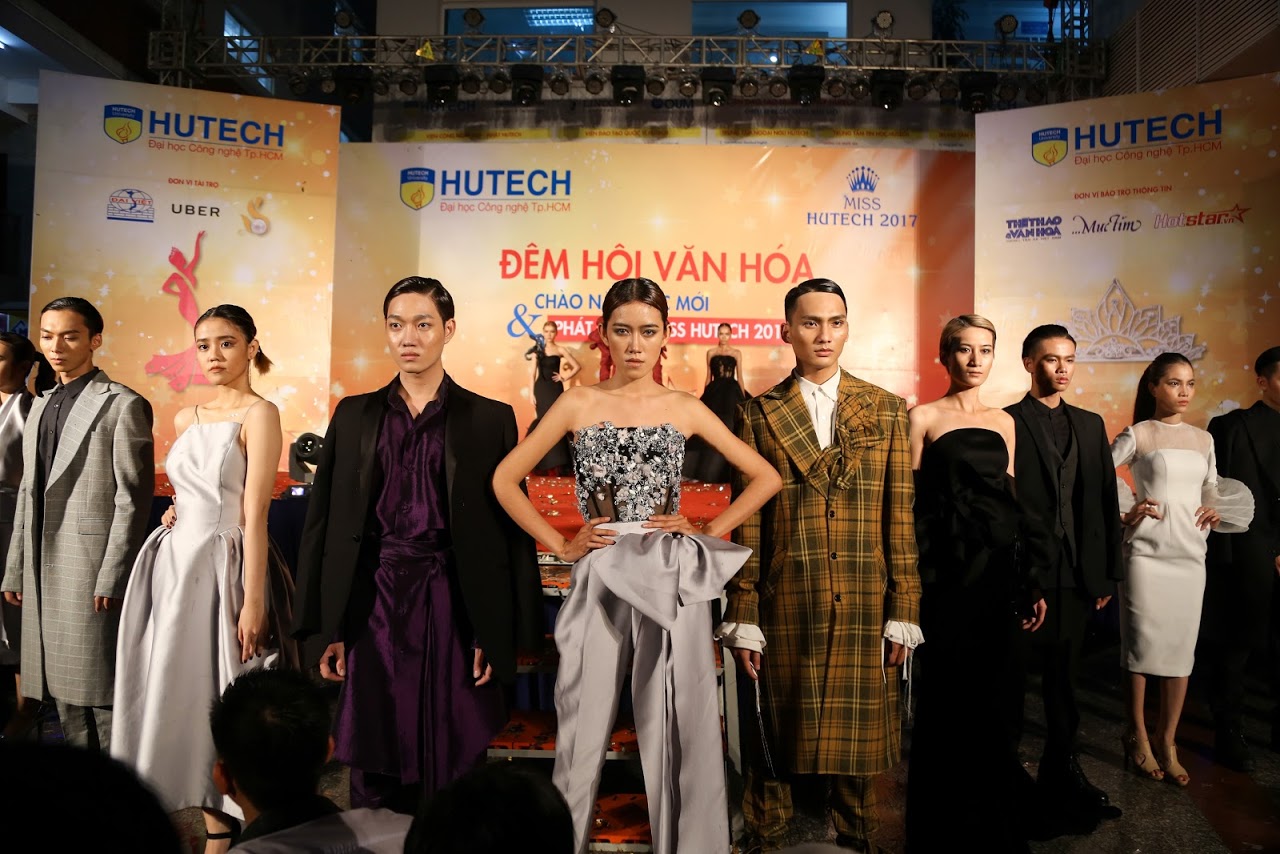 Tưng bừng Đêm hội Chào năm học mới và Phát động Miss 13WIN13 2017