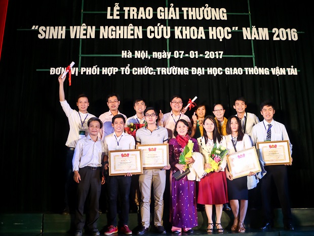  hutech-dat-4-giai-nhi-tai-giai-thuong-sinh-vien-nghien-cuu-khoa-hoc-cap-bo-2016